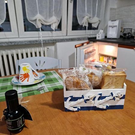 Casa Marx Panzió Sedriano Kültér fotó